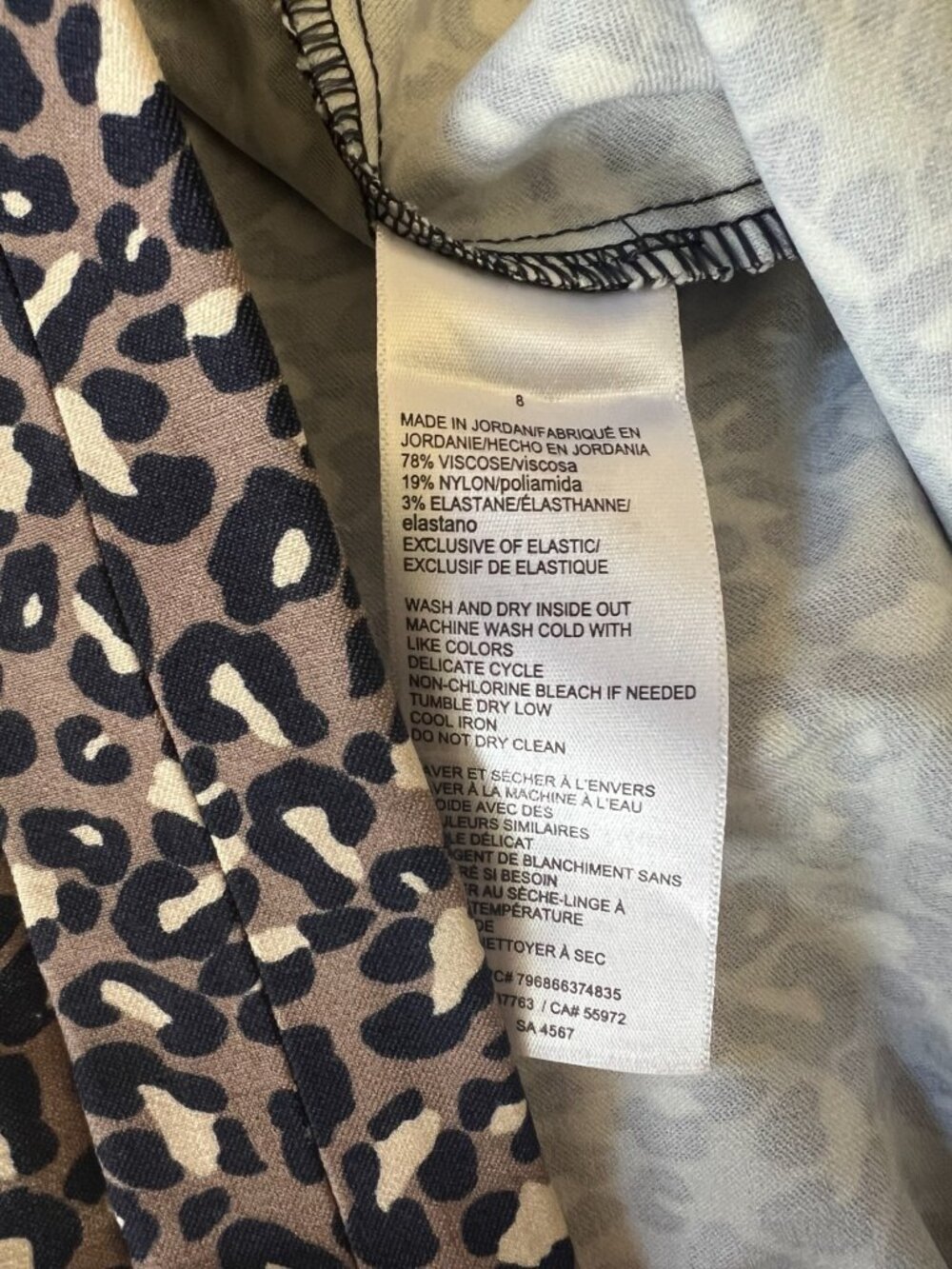 Rafaella Leopard Print Fitted Capri Pants Size 8 Y2K Animal Print Stretch - Picture 6 of 6